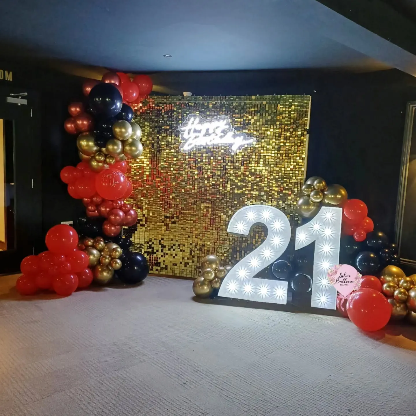 Christening display by Lulu's Balloons